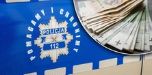 Tysiące złotych porzucone na ulicy. Zagadkowy przypadek z Nowego Portu