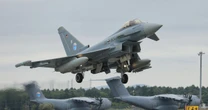 Niemcy i Japonia robią zwrot o 180 stopni. Porzucają pacyfistyczną przeszłość na rzecz militaryzacji. Moskwa i Pekin grożą konsekwencjami