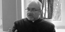 Uwielbiany proboszcz zginął w wypadku na DK8. Prokuratura wydała komunikat