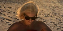 Reni Jusis pokazła się topless. Taka frywolna dawno nie była!
