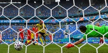 Katastrofalny błąd Polaka! Tak padł gol dla Szwedów