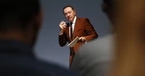 Kevin Spacey bez maski. "Przyciągnął mnie do siebie. Zamarłem"