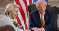 Ursula von der Leyen postawiła się Chinom. Wszystko po to, by zjednać sobie Donalda Trumpa. Ta taktyka może jednak przynieść odwrotny skutek