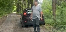 Bulwersujące zdarzenie w Zawierciu. Wyrzucił koty na oczach przechodniów