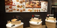 Dodatkowa opłata w sklepach i gastronomii. Za jej brak kara do 100 tys. zł