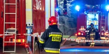 Potężny pożar hali w Płocku. Dym zasnuł całe miasto