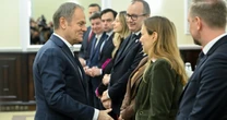 Ważna minister zagrożona. "Donald Tusk ma ją na widelcu"