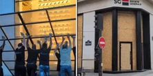 Szokujące sceny w Paryżu. Barykadują drzwi i okna. A to wszystko przez finał Ligi Mistrzów