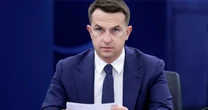 Adam Szłapka o skali rosyjskiej dezinformacji w Polsce. "Wiele osób to »łyka«"