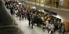 Francuz zakradł się i zaczął penetrować metro w Warszawie. Zarzut: "próba zamachu"