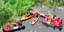 Fatalny finał spływu kajakowego na Biebrzy. Dzieci przewieziono do szpitali