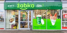 Żabka rozdaje darmowe jedzenie. Uwielbianą przez Polaków pizzę, makaron i jeszcze więcej