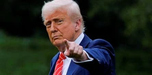Drakońskie stawki Trumpa. Od dziś nowe opłaty