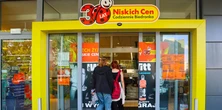 Hit z Biedronki. Ludzie znów zbierają naklejki, żeby dostać za darmo