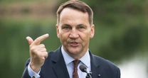 MSZ ostrzega Polaków. Radosław Sikorski porównuje zagrożenie do lawin