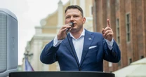 Sławomir Mentzen nieobecny na zaprzysiężeniu Karola Nawrockiego. Wcześniej zamieścił wpis