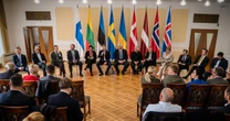 Połączyły je geografia i brak złudzeń co do planów Putina. Osiem państw, które do obronności podchodzą śmiertelnie poważnie