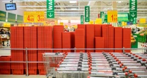 Niedziele handlowe 2025. Kiedy sklepy otwarte będą przez cały weekend?