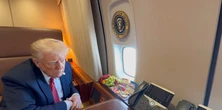 Trump leciał Air Force One. Nagle nadleciały i otoczyły go uzbrojone myśliwce