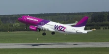 Szokująca decyzja Wizz Air. Linia zawiesza operacje. "Osłabienie popytu"