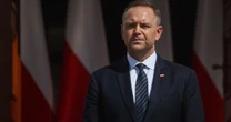 Zapytali Polaków, co powinien zrobić prezydent. Ponad połowa ankietowanych była zgodna