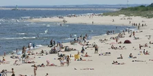 Bałtyk piękny, syf w gratisie. Niemcy oburzeni na brud przy plaży