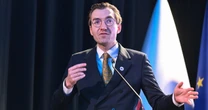 Europoseł PiS "wydzwania do ministerstwa funduszy". Wiceminister zabrał głos w sprawie KPO