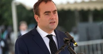 Kim jest nowy premier Francji Sébastien Lecornu? "Odniósł sukces w świecie Macrona"