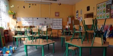Uczniów czekają coraz krótsze wakacje. Rekordowo późny koniec roku szkolnego 2025 nie będzie jedyny