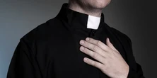 Ksiądz z Grodziska złapany z mefedronem! Szokujące szczegóły sprawy