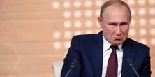 Tajny raport uderza w Kreml. Putin siedzi na "ładunku wybuchowym"