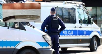Chwile grozy w Warszawie. Biegał z maczetą i zaczepiał przerażonych przechodniów