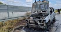 Pożar auta na trasie S8. W samochodzie było małe dziecko