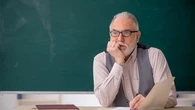 Nawet 8 tys. zł dodatku dla nauczycieli z okazji Dnia Edukacji Narodowej. Kto dostanie?