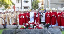 Luksusowe nieruchomości i tysiące hektarów ziemi. Oto majątek polskich diecezji