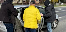 Zatrzymali 72-latka w żółtej kurtce. Nikt nie spodziewał się, za co go szukali