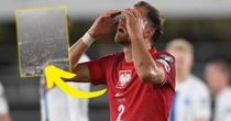 Mecz Polaków nagle przerwany! Trwa walka o życie kibica