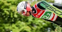 Stoch odpalił bombę. Ale skok! I od razu ścisła czołówka