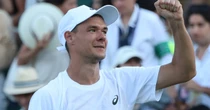 Piękny sen trwa! Majchrzak zagra o ćwierćfinał Wimbledonu. Po takiej walce!