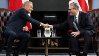 „Bezpieczeństwo i obronność”. Tusk i Starmer podpisali traktat
