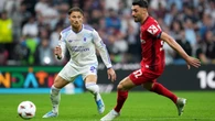 Matty Cash z pucharem Ligi Europy. Jego Aston Villa pokonała Freiburg