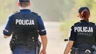 Poranili twarz plażowiczowi. Policja poszukuje sprawców ataku