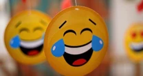 Como nasceu o KKKKKKKK da gerao Z e por que emoji de risada coisa de gente velha