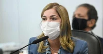 Mayra sobre uso da cloroquina na famlia: 'Meu pai est na UTI, mas vivo'