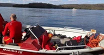 Bombeiros procuram jovem que caiu de barco em represa de Minas no sbado