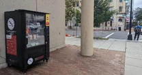 Opioides: 'máquina de refrigerante' dá antídoto para overdose nos EUA