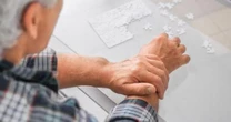 Como diferenciar esclerose múltipla de esclerose lateral amiotrófica?