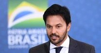 Brasil chega a 500 mil mortos e Fbio Faria pede comemorao dos curados