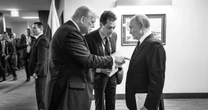 Угорщина готується приймати президентів Росії й США. Приниження для Євросоюзу чи шанс на мир? Щодо російського лідера діє ордер на арешт від МКС, він у європейських санкційних списках, а ще санкції ЄС заборонять російським літакам, у тому числі президентському, заходити у повітряний простір ЄС.