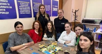Про дім і пам’ять: молодь Донеччини створила настільну гру про свій регіон Через ігровий формат автори хочуть популяризувати рідний край та зруйнувати стереотипи про Донеччину